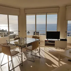 Apartment The Sunrise Of Your Dreams With Total Ocean View With New Modern Kitchens, Funchal (Madeira)